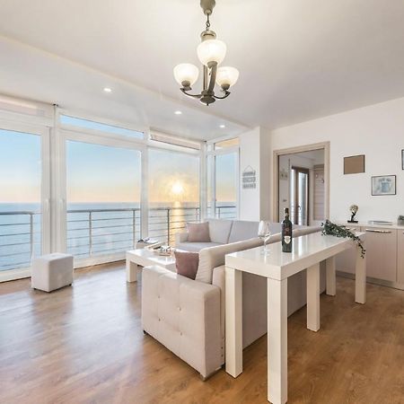 Blue Heaven -Full Sea View Brand New Apartment Durrës Esterno foto
