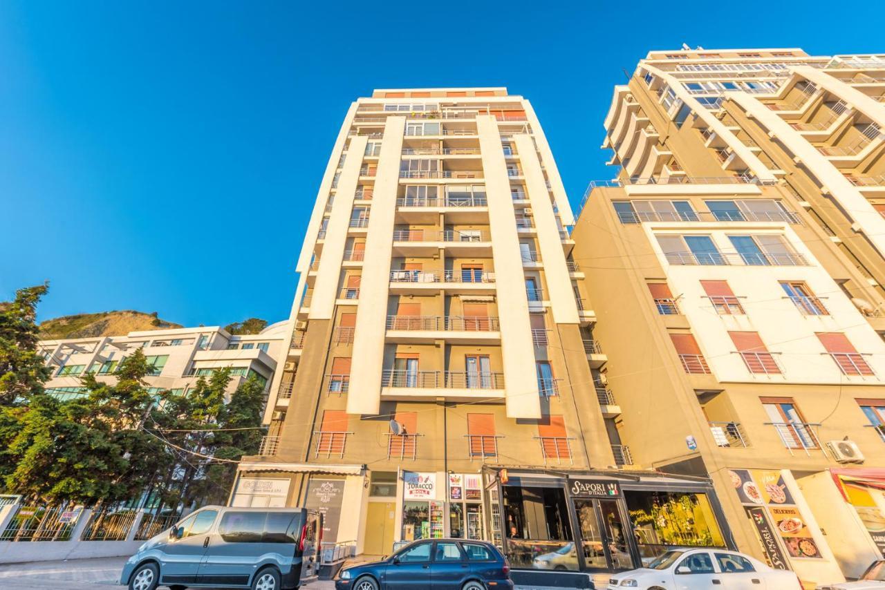 Blue Heaven -Full Sea View Brand New Apartment Durrës Esterno foto